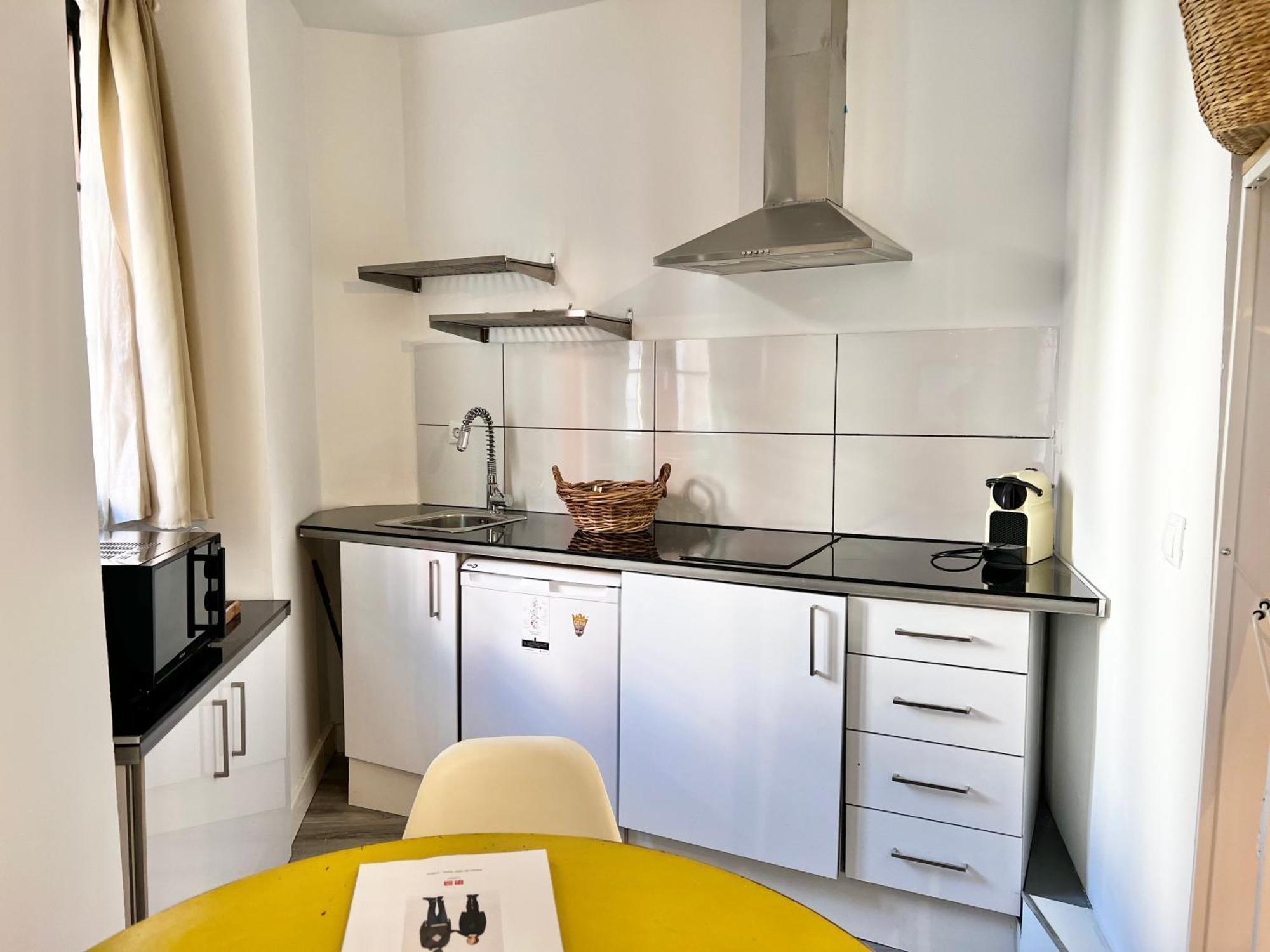 Apartamento Estudio Puerta Cerrada Madrid Exterior foto
