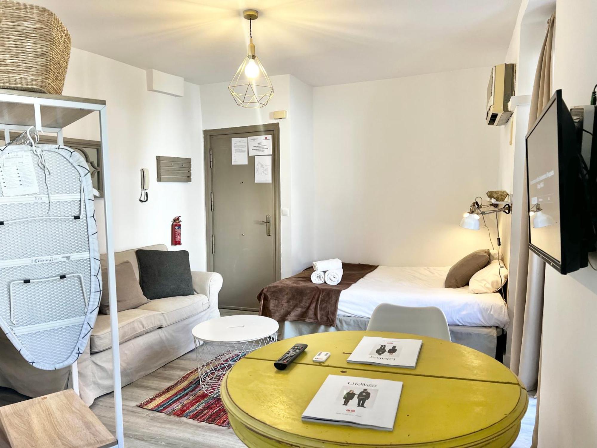 Apartamento Estudio Puerta Cerrada Madrid Exterior foto