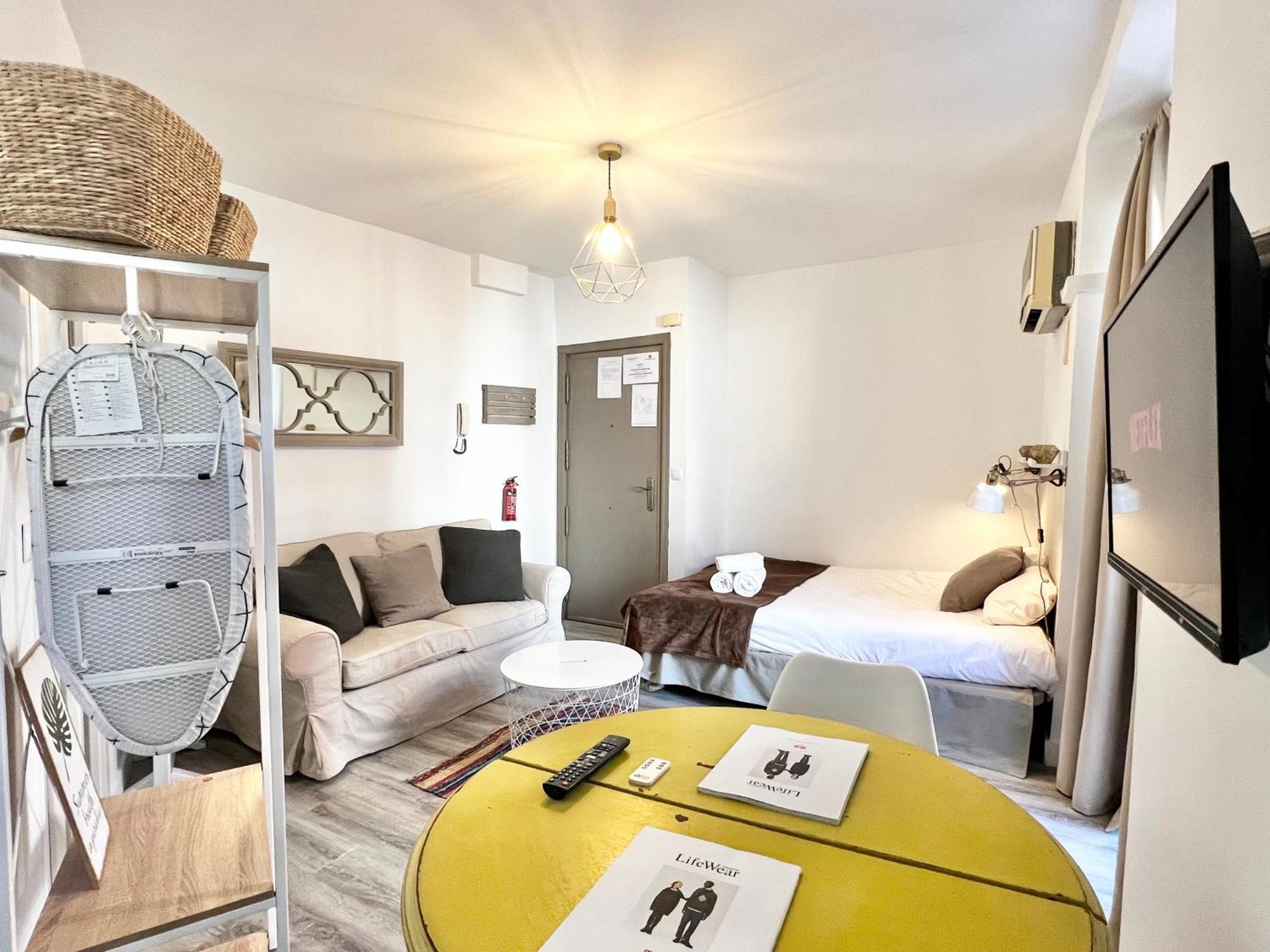 Apartamento Estudio Puerta Cerrada Madrid Exterior foto
